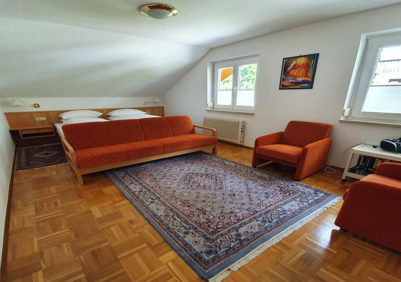 Haus Kraller-Urlaub Mit Seeblick Millstatt Eksteriør bilde