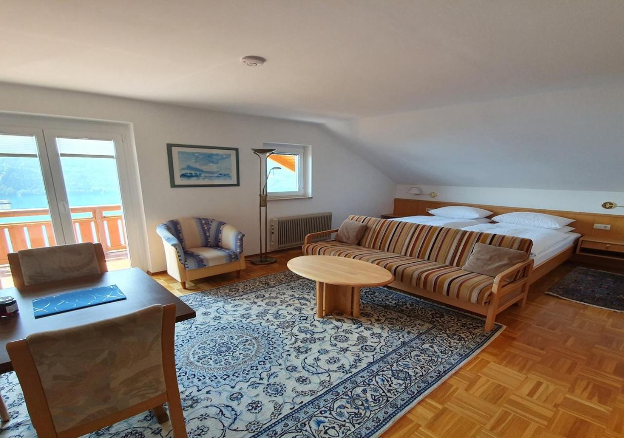 Haus Kraller-Urlaub Mit Seeblick Millstatt Eksteriør bilde