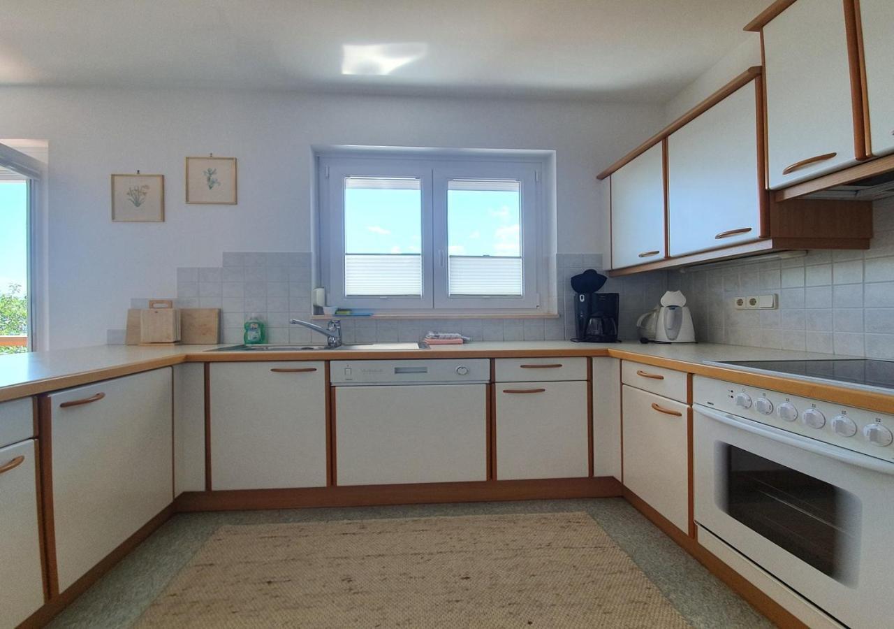 Haus Kraller-Urlaub Mit Seeblick Millstatt Eksteriør bilde