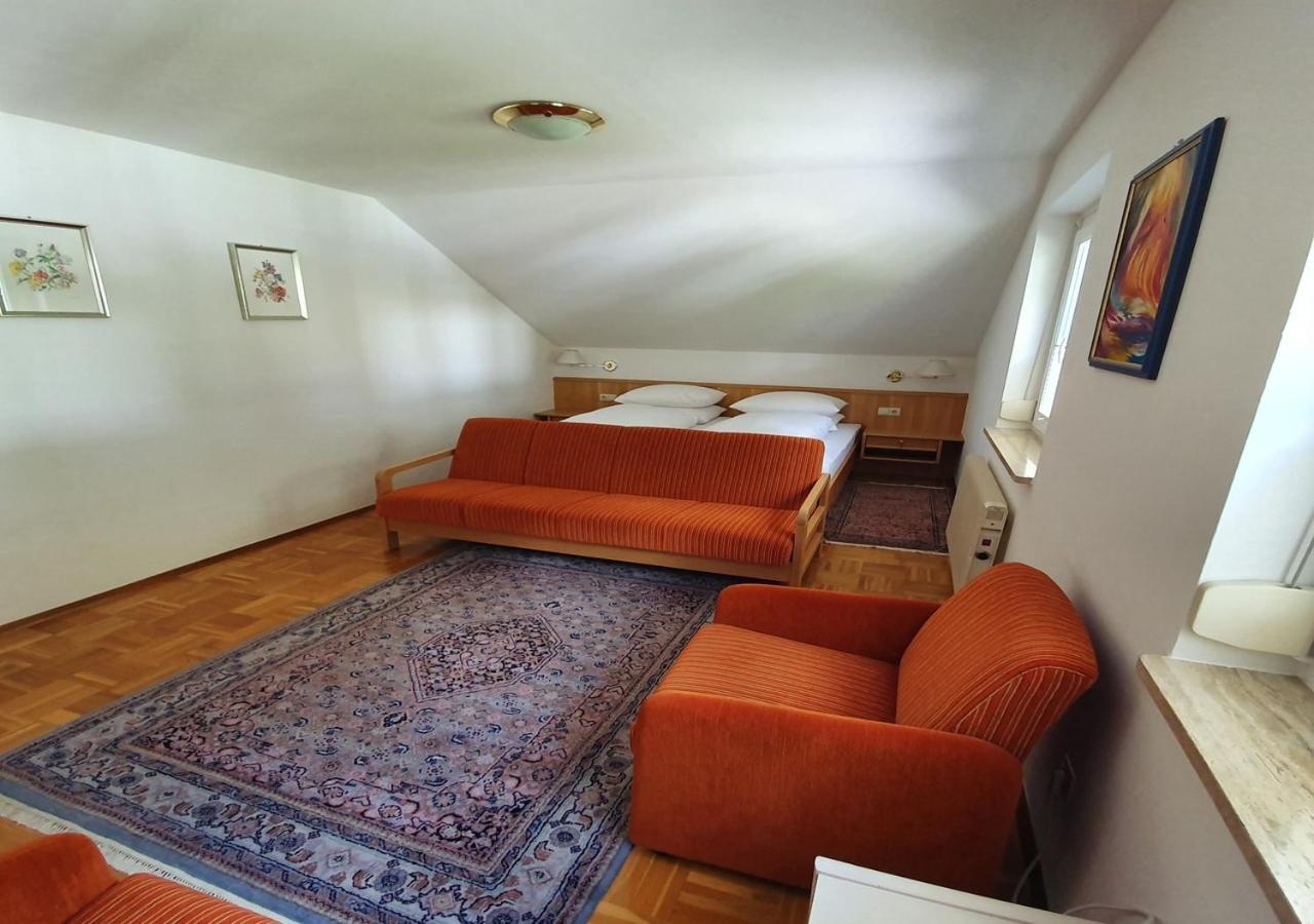 Haus Kraller-Urlaub Mit Seeblick Millstatt Eksteriør bilde