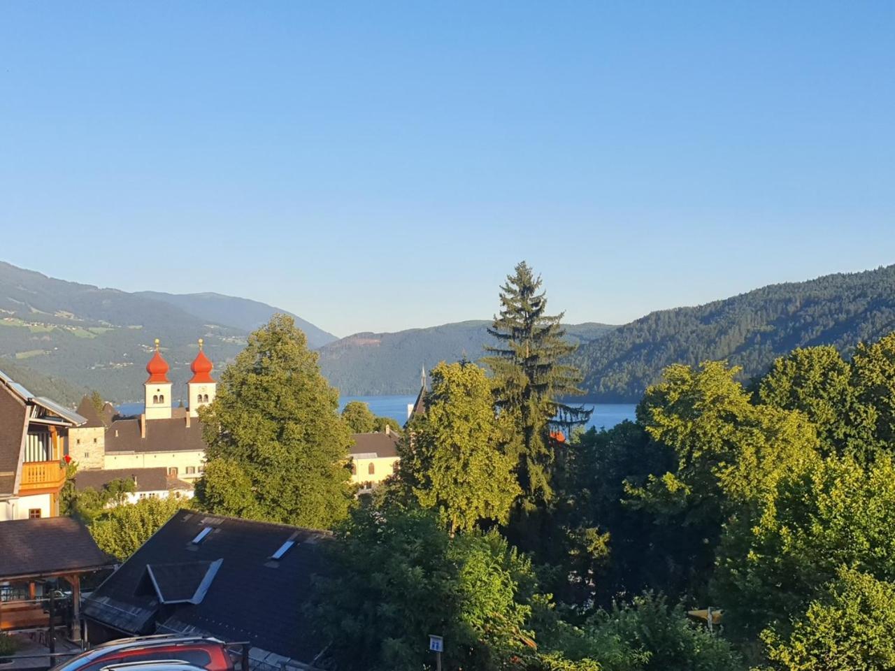 Haus Kraller-Urlaub Mit Seeblick Millstatt Eksteriør bilde